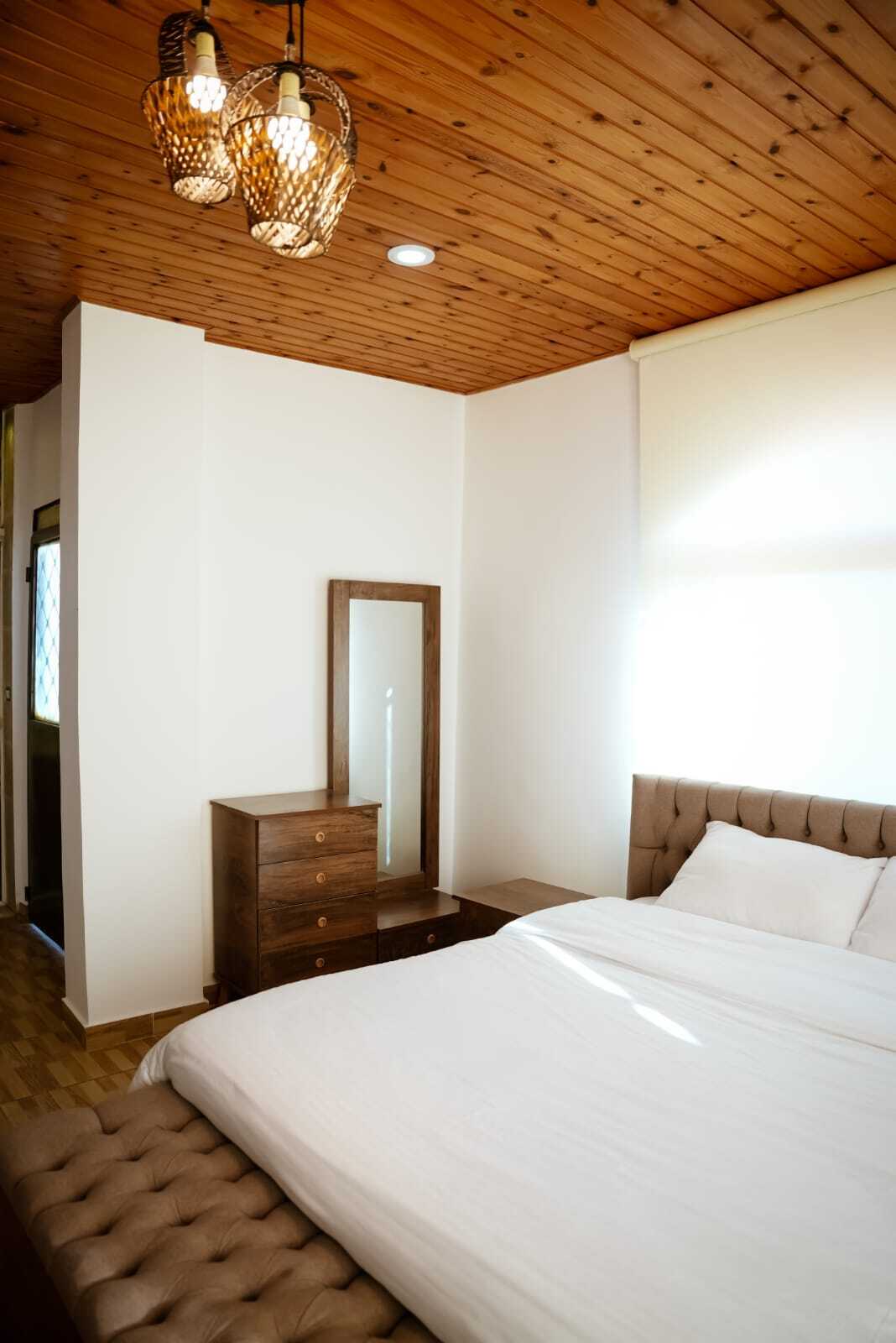 Farm Chalet gallery 27
